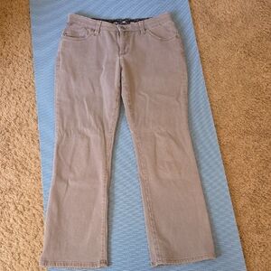 Lee Women's Straight Leg Jeans in Tan